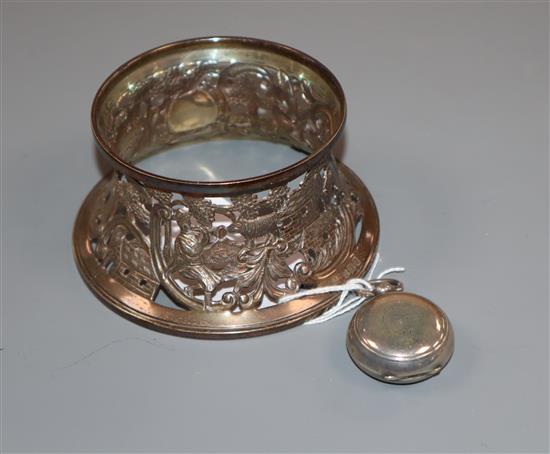 A late Victorian silver sovereign case, Birmingham, 1900 and a 1920s small silver dish ring.
